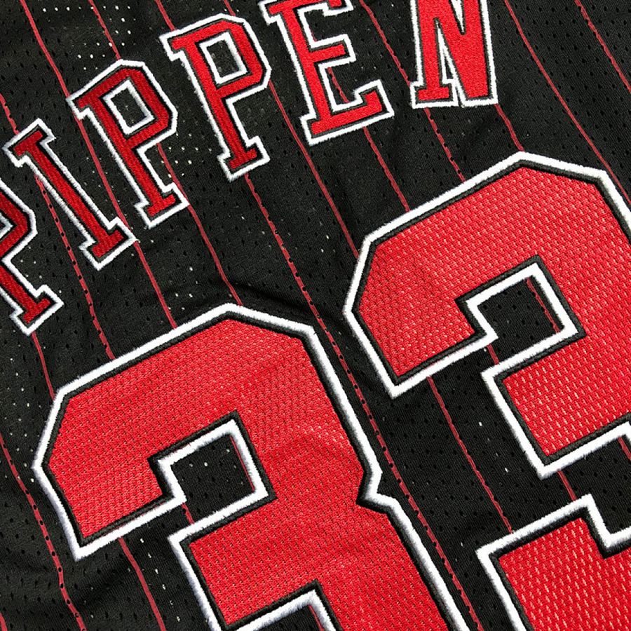Mitchell & Ness Pippen 96-97 AU Black Stripes XS-XXL