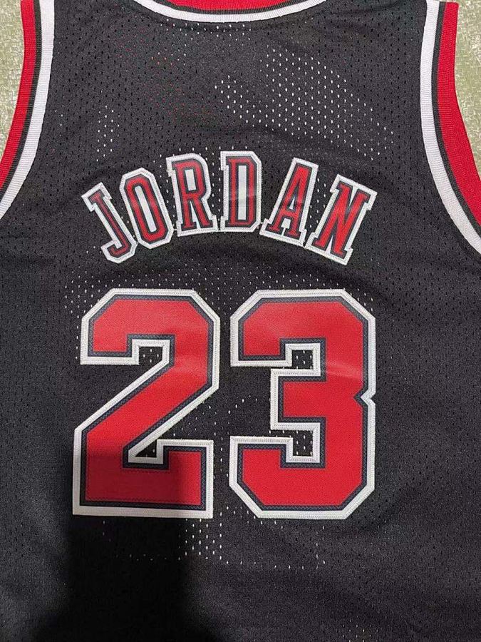 Bulls #23 Black Retro Kids Jersey