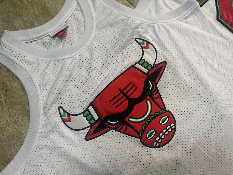 Bulls #23 Michael Jordan White Retro Embroidered Jersey