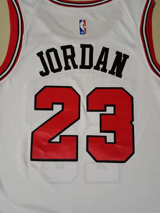Bulls White Nike Jersey