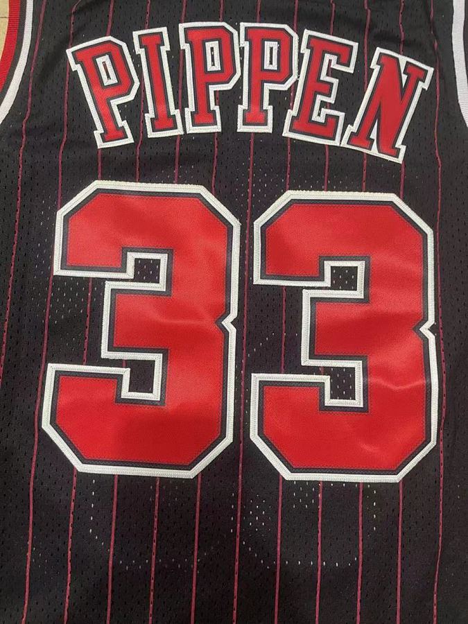 Bulls #33 Retro Jersey