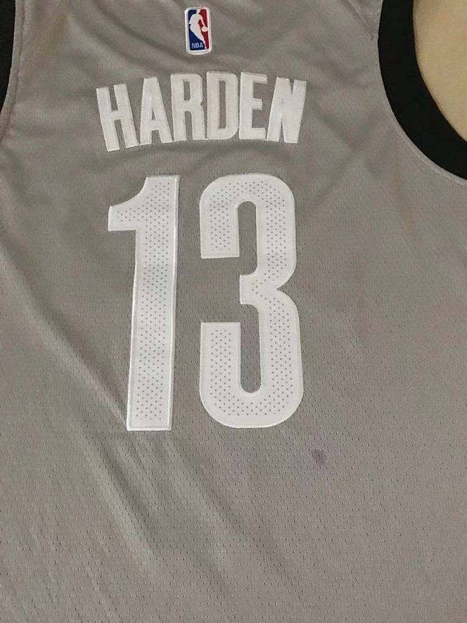 Nets Kyrie Irving Gray Swingman Nike Jersey