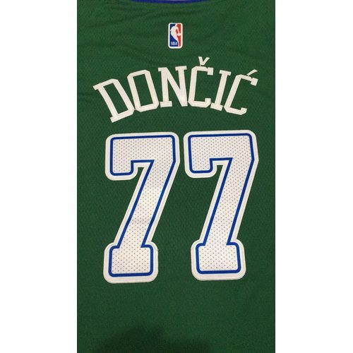 Mavericks Luka Doncic Green Swingman Nike Jersey
